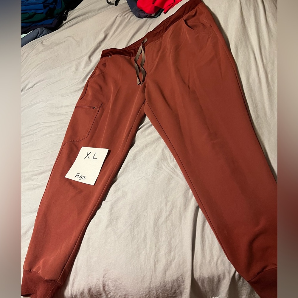 XL Auburn Figs Joggers